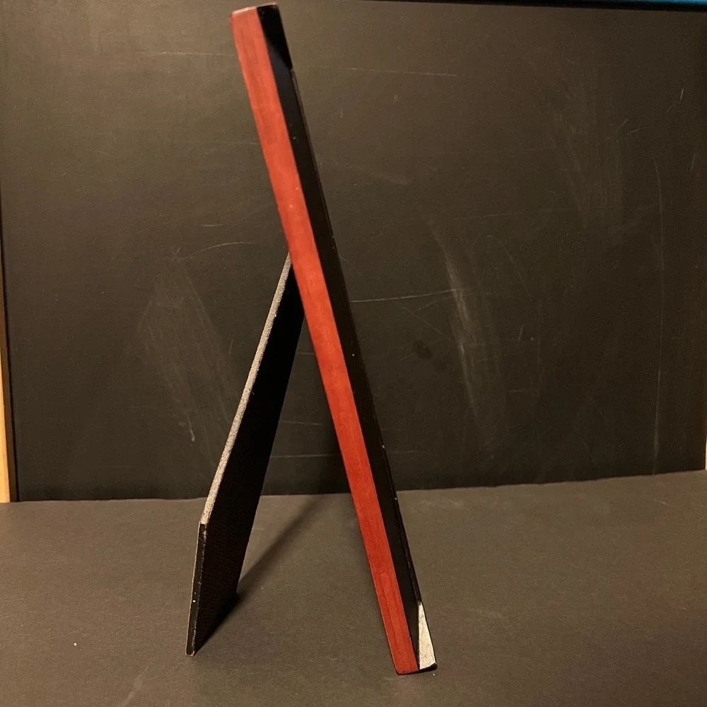 T.S. Banyan Collection 5x7 Photo Frame Red Black Wood Stand‎ Display holes edged